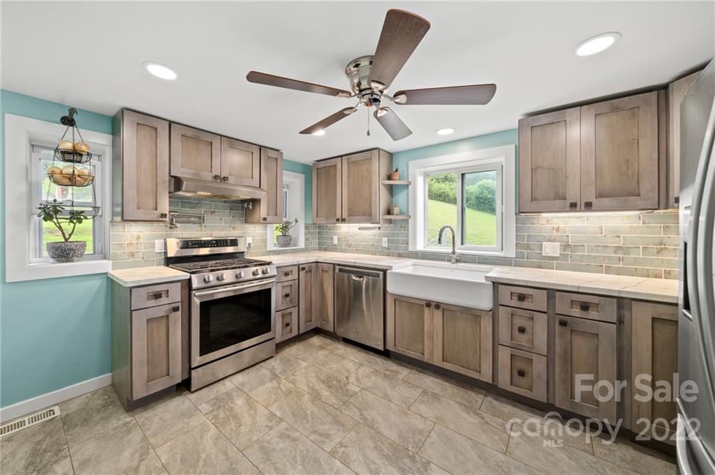90 Beaverdam Loop Road Candler, NC 28715 - Photo 8 of 26 Gallery Image 8