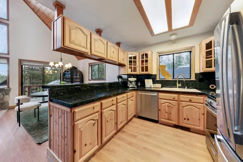 $949,000 | 14751 Copenhagen Drive, Truckee, CA 96161