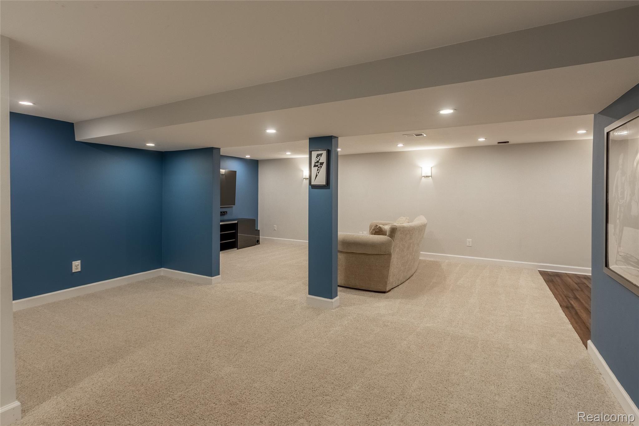 2271 Haslett Road East Lansing, MI 48823 - Photo 31 of 48 Final-34.jpg