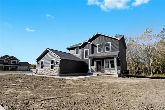 $370,000 | 1535 Thimbleberry Drive, Holt, MI 48842