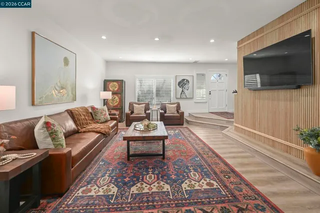 $950,000 | 1713-1713 Geary Road, Walnut Creek, CA 94597