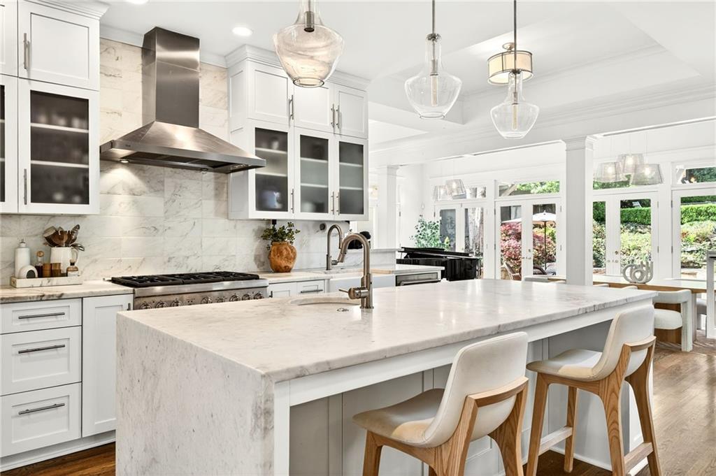 94 Inman Circle Northeast Atlanta, GA 30309 - Photo 12 of 43