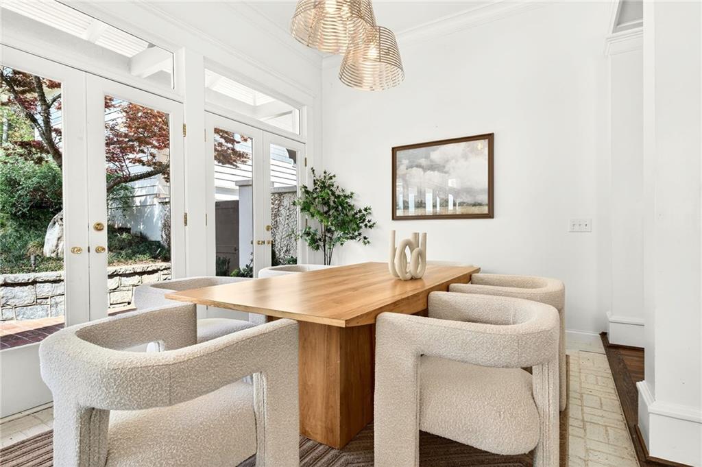 94 Inman Circle Northeast Atlanta, GA 30309 - Photo 13 of 43