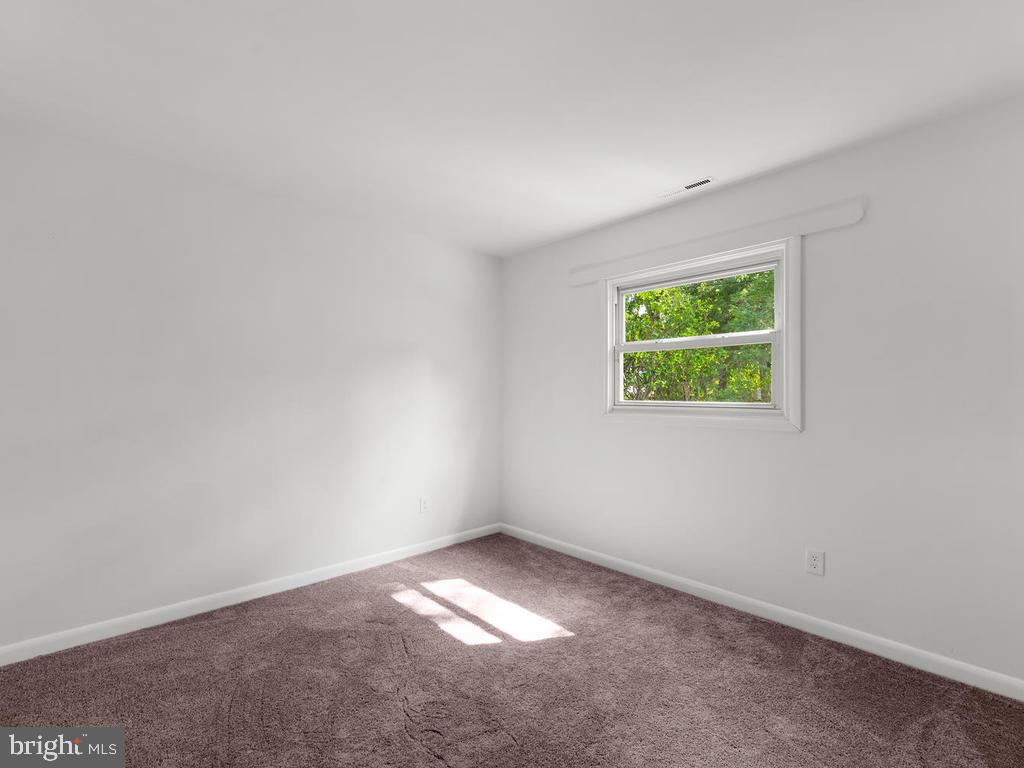 7225 Fairbrook Road Baltimore, MD 21244 - Photo 22 of 40