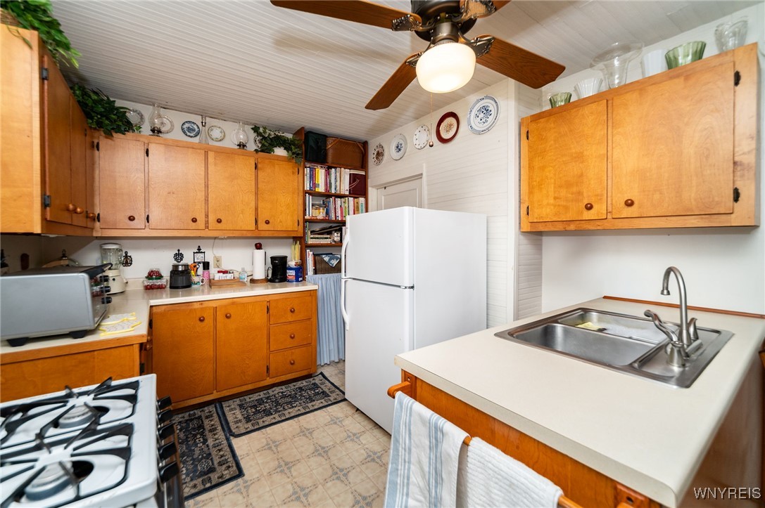 10132 Brookville Road Alexander, NY 14005 - Photo 8 of 50