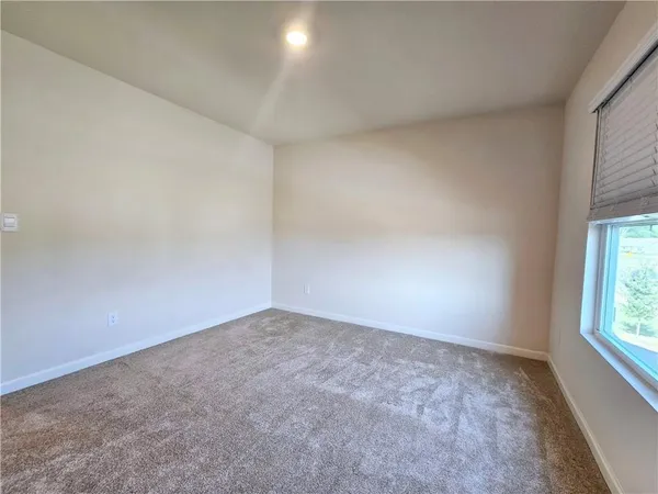 $2,400 | 306 Walnut Grv Way, Pendergrass, GA 30567