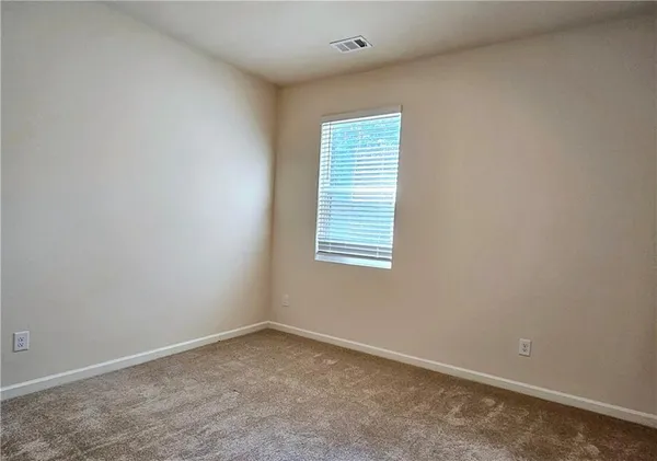 $2,400 | 306 Walnut Grv Way, Pendergrass, GA 30567
