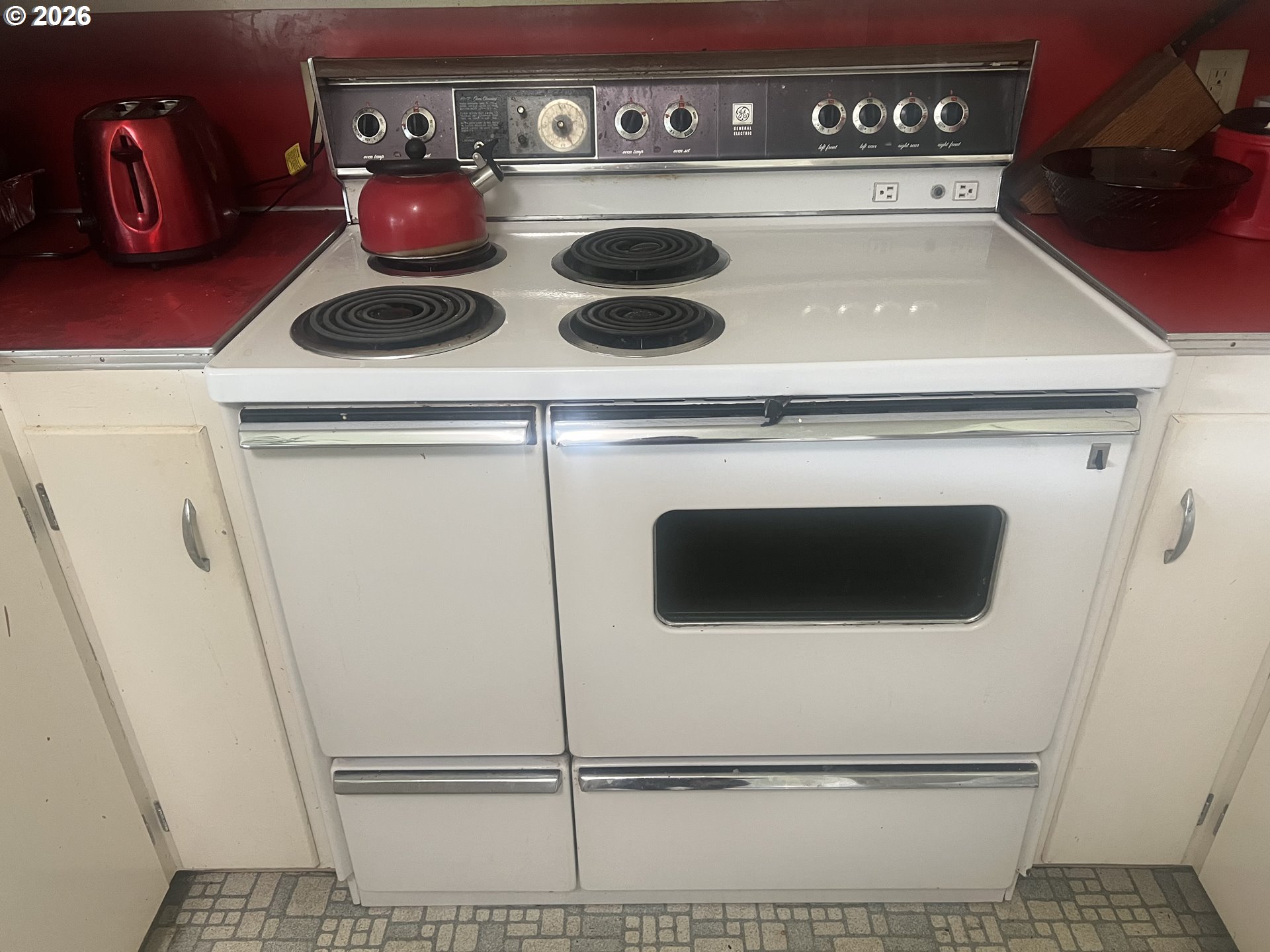 67623 East Bay Road North Bend, OR 97459 - Photo 10 of 21