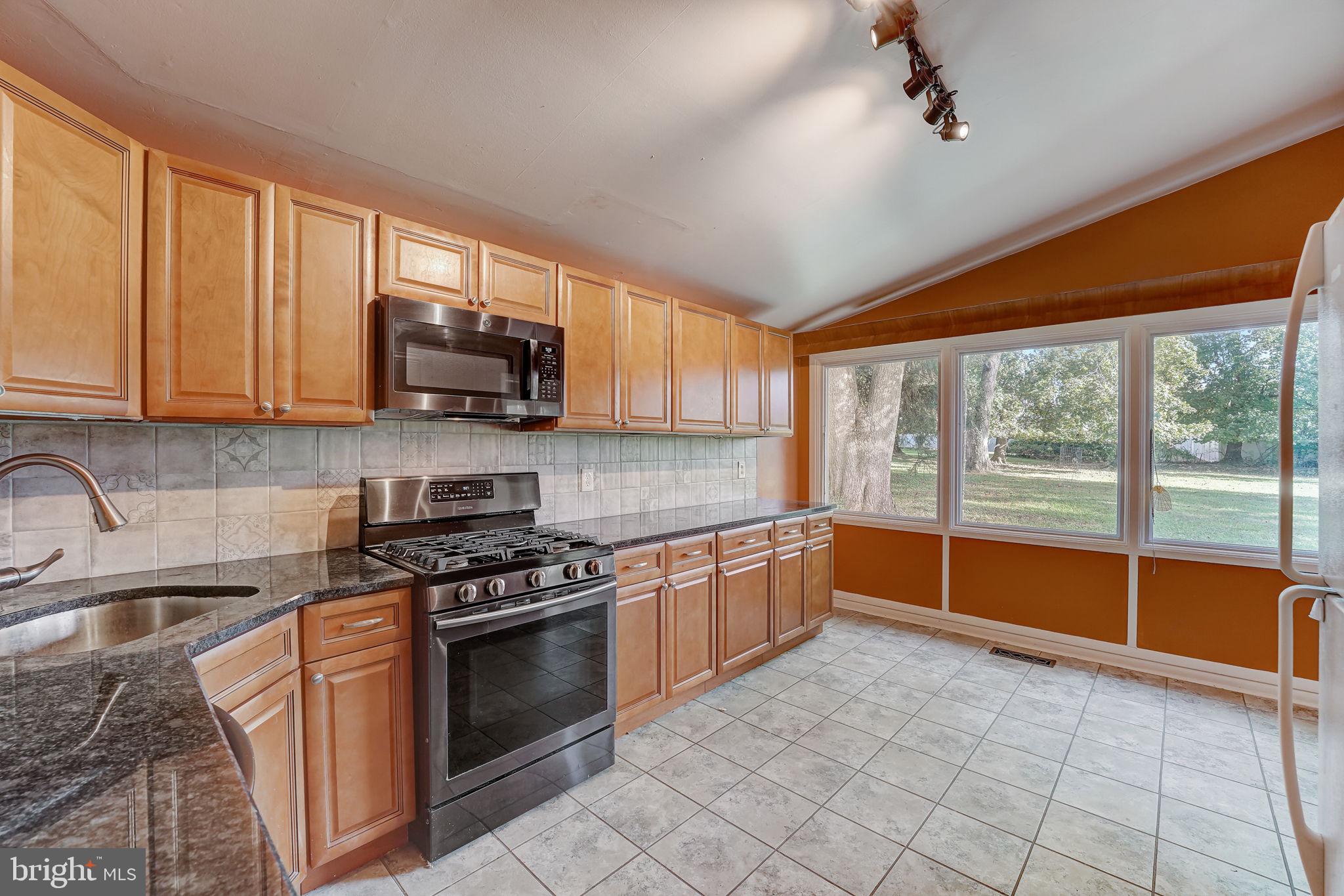 8201 Cobden Road Glenside, PA 19038 - Photo 11 of 31 Gallery Image 11