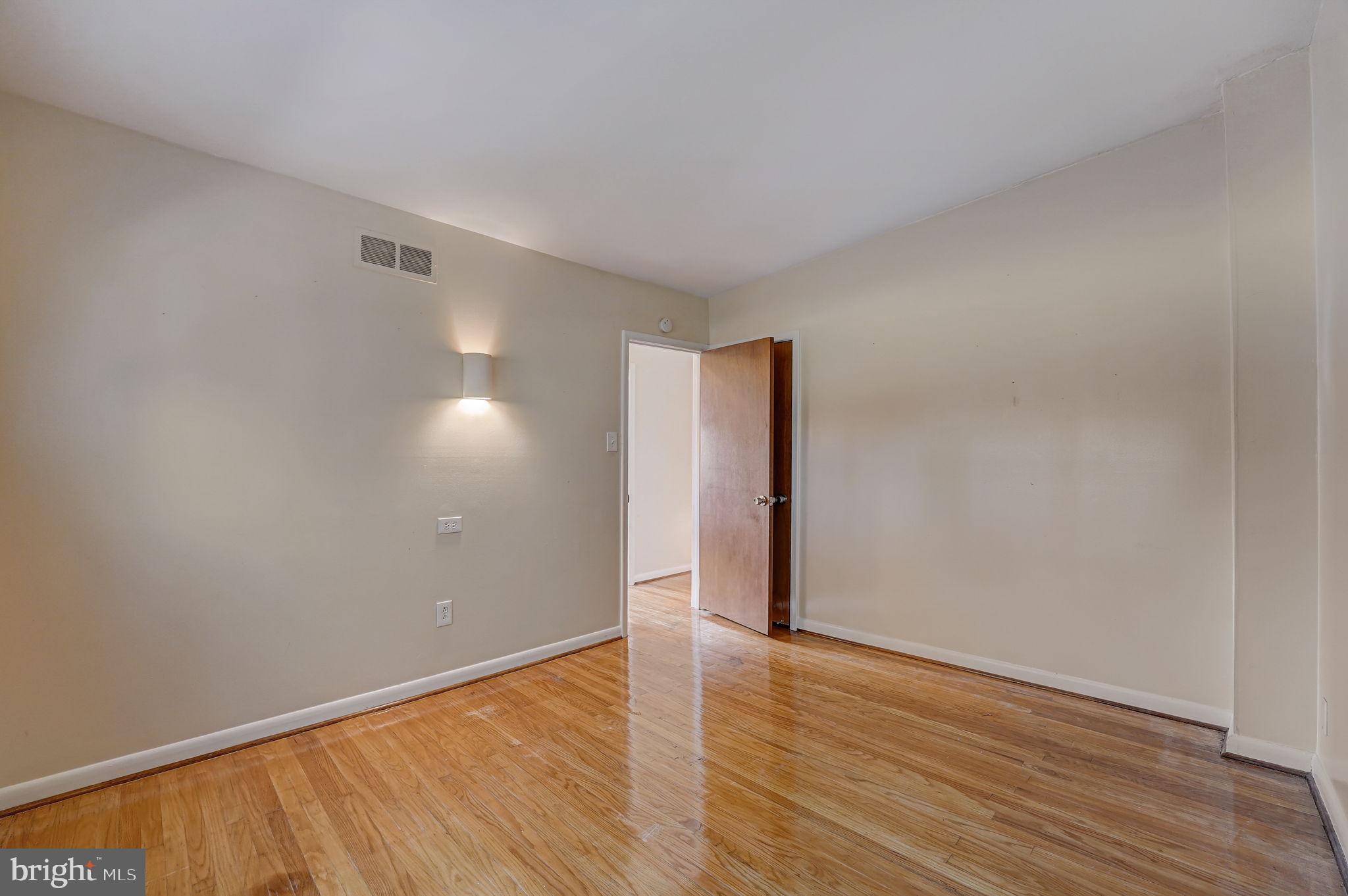 8201 Cobden Road Glenside, PA 19038 - Photo 20 of 31 Gallery Image 20