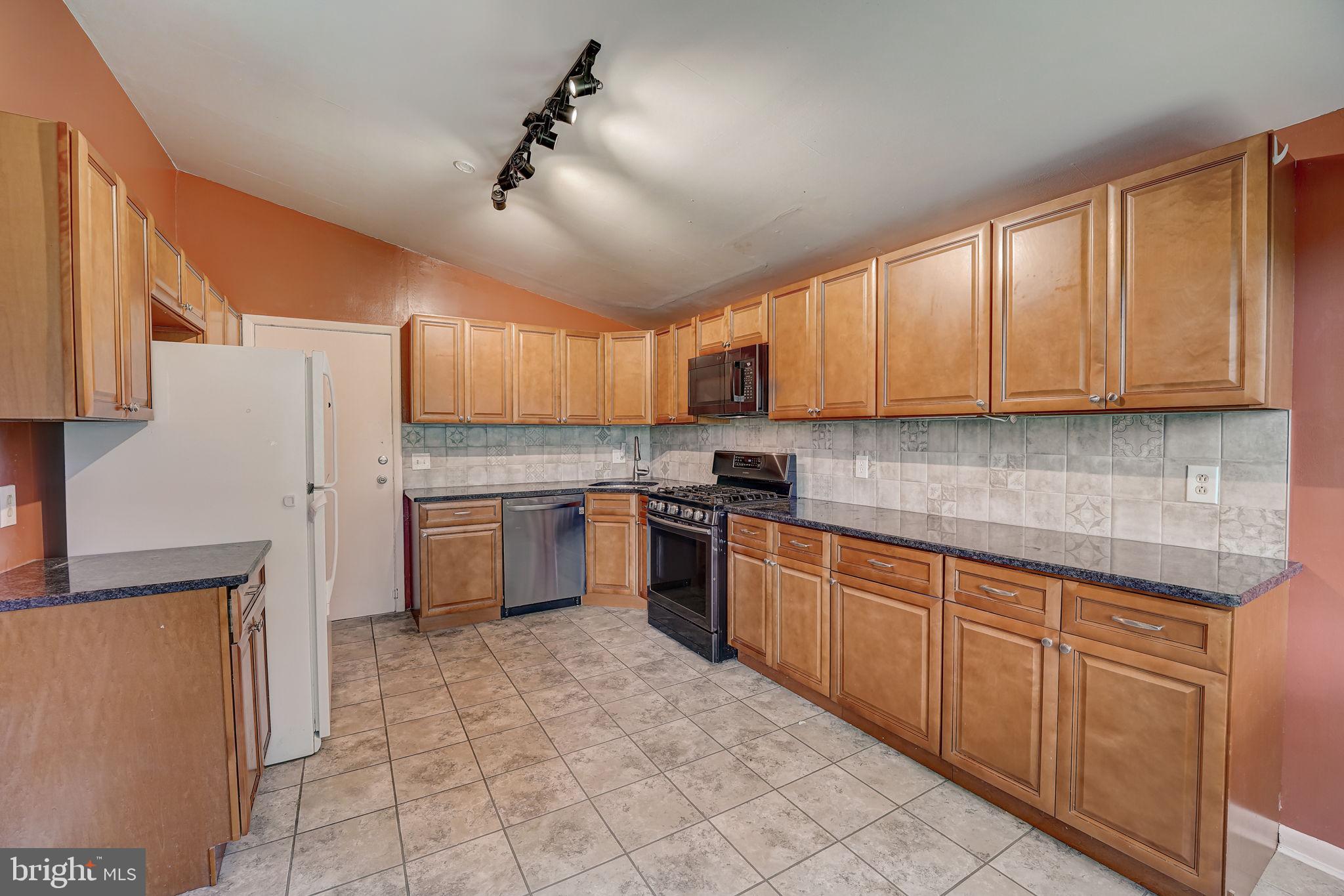 8201 Cobden Road Glenside, PA 19038 - Photo 8 of 31 Kitchen
