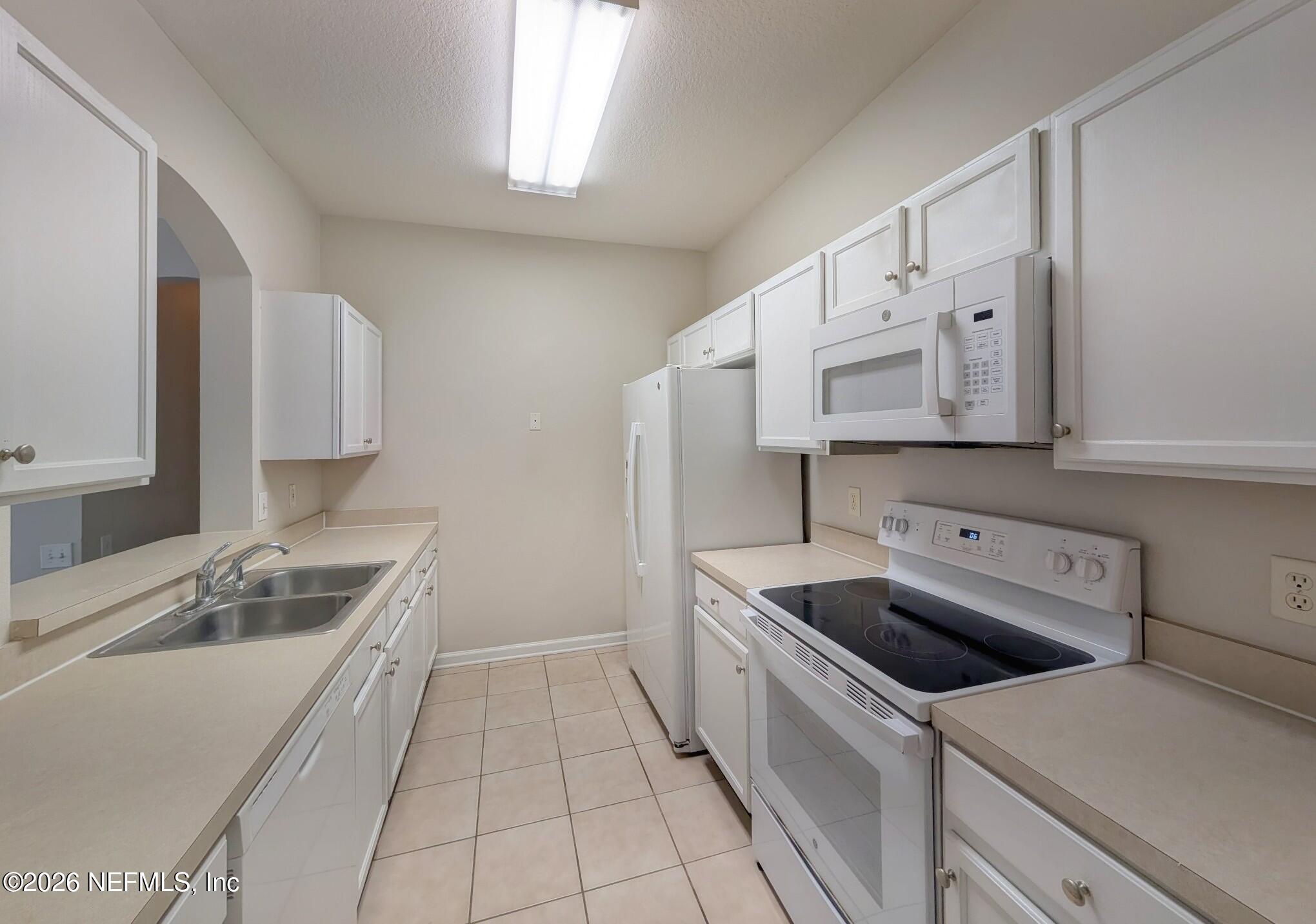 7990 Baymeadows Road East, Unit 210 Jacksonville, FL 32256 - Photo 4 of 12 03 (6)