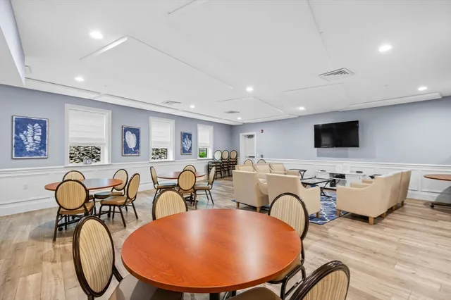 $695,000 | 60 Merrimac Street, Unit 604, Amesbury, MA 01913