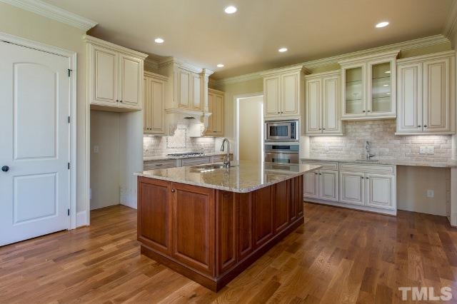 1900 Clear Falls Court Raleigh, NC 27615 - Photo 5 of 25 Gallery Image 5