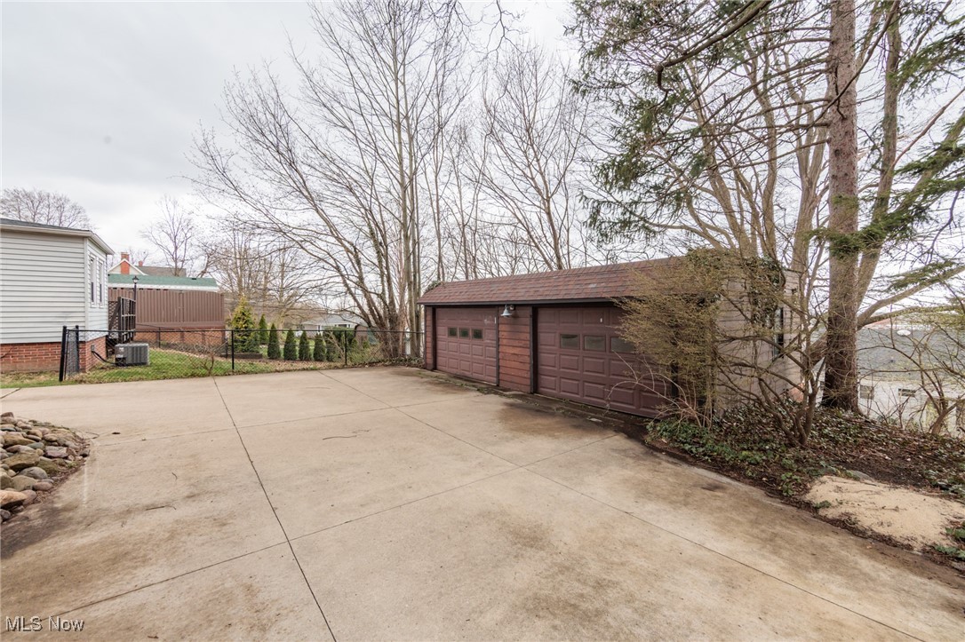 29213 Ridge Road Wickliffe, OH 44092 - Photo 8 of 47 Gallery Image 8