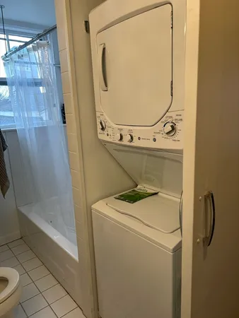 $1,950 | 8 Franklin Street, Unit 10, Marblehead, MA 01945