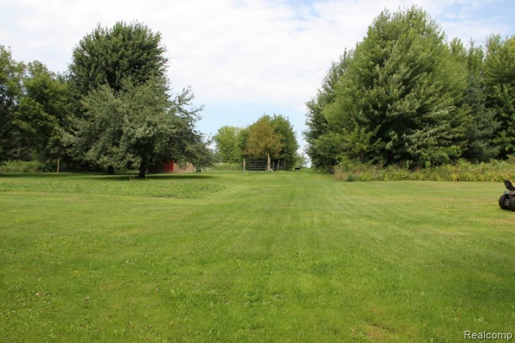 2147 East Lovejoy Road Perry, MI 48872 - Photo 24 of 59