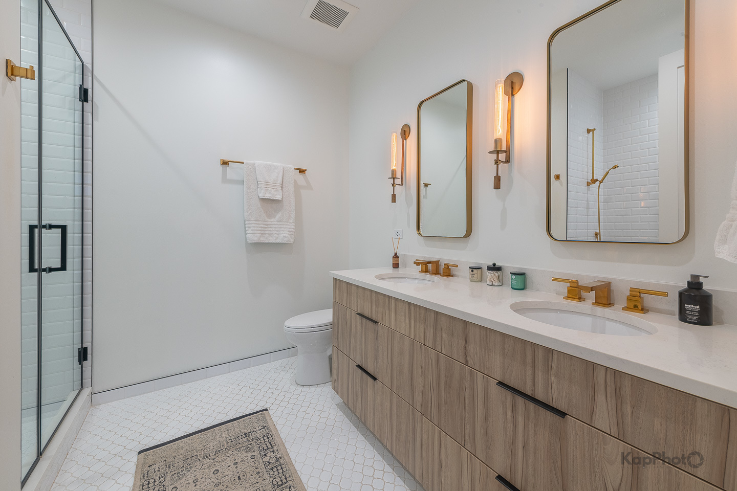 2646 West Augusta Boulevard, Unit 1 Chicago, IL 60622 - Photo 15 of 34