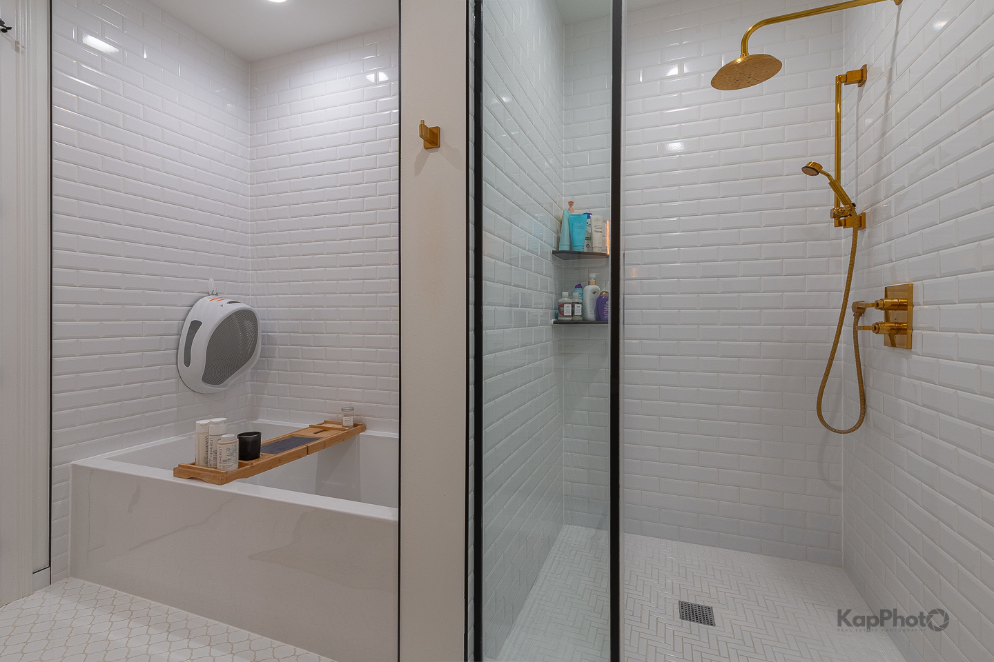 2646 West Augusta Boulevard, Unit 1 Chicago, IL 60622 - Photo 17 of 34