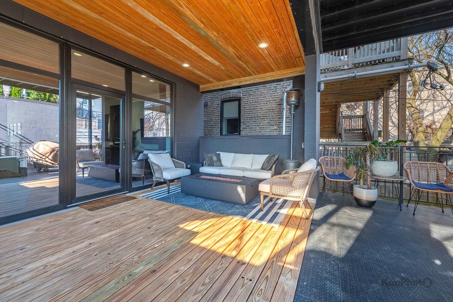 2646 West Augusta Boulevard, Unit 1 Chicago, IL 60622 - Photo 28 of 34