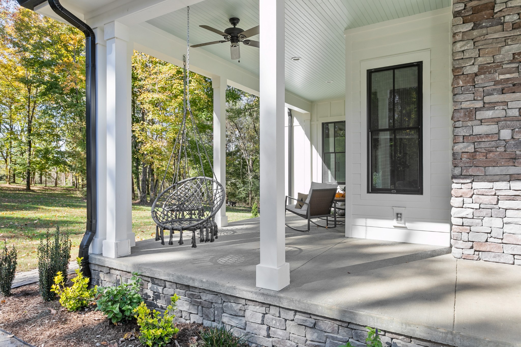 1881 Greasy Branch Road Columbia, TN 38401 - Photo 4 of 40 Gallery Image 4