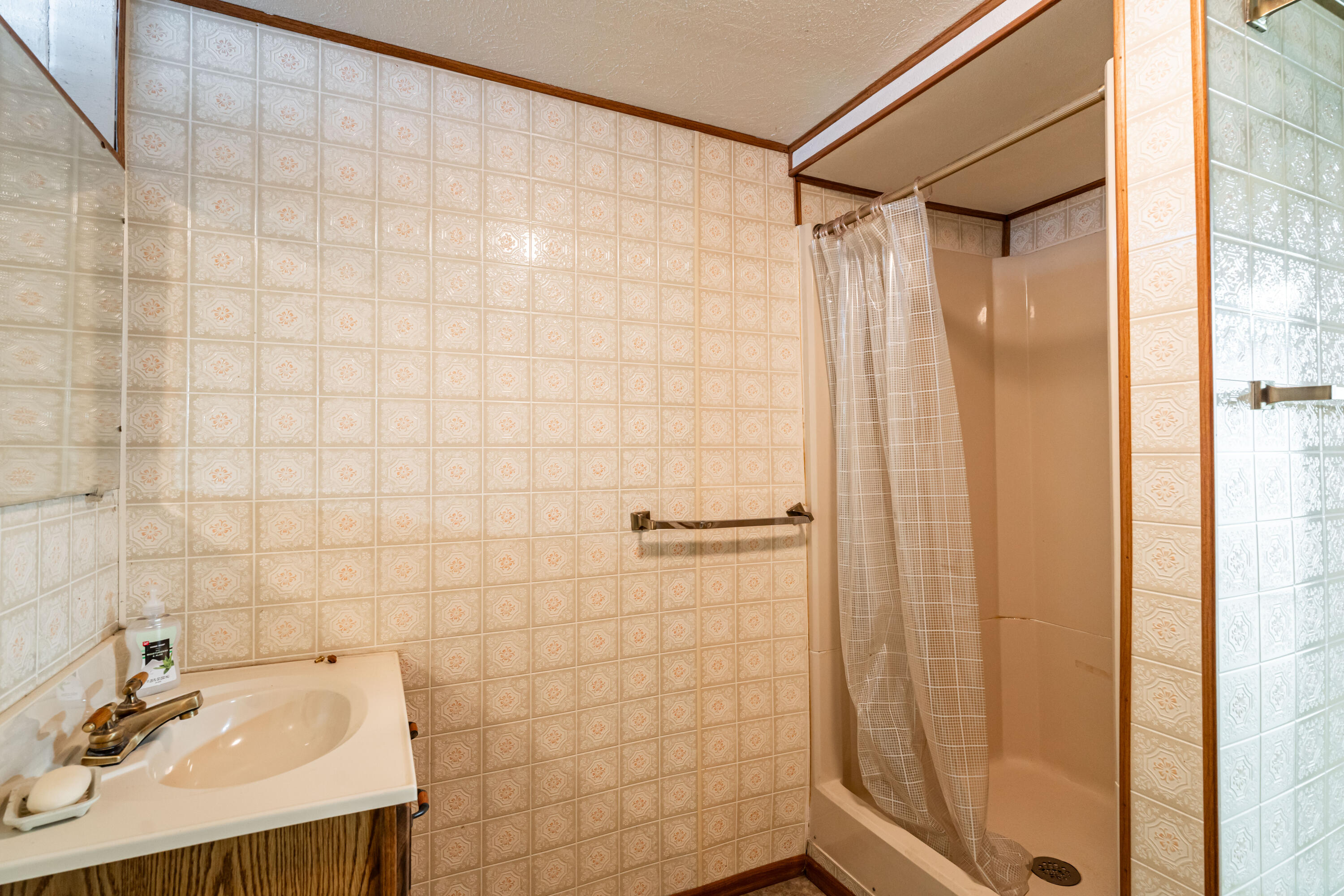 2938 Stonebridge Drive Caledonia, WI 53404 - Photo 21 of 47 Basement Shower