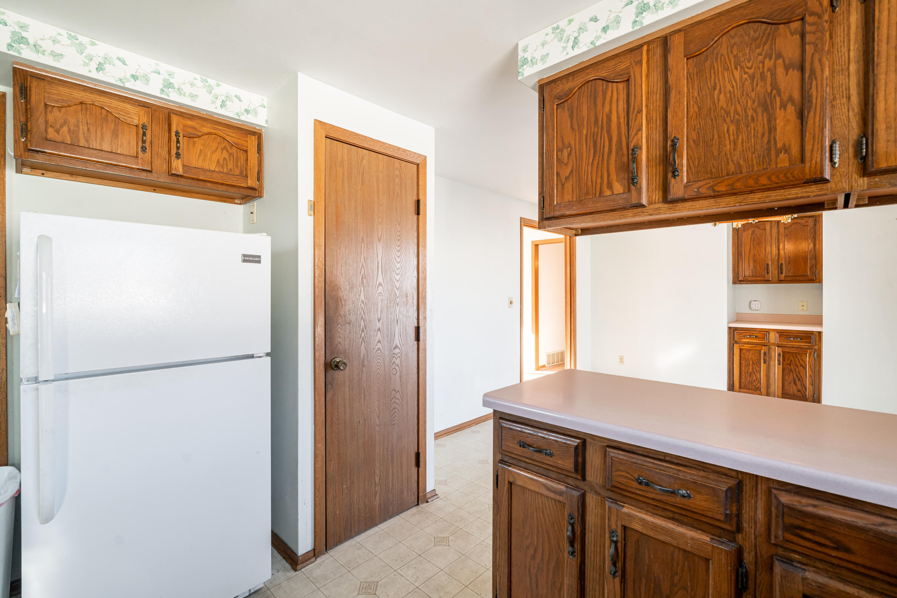 2938 Stonebridge Drive Caledonia, WI 53404 - Photo 34 of 47 Kitchen