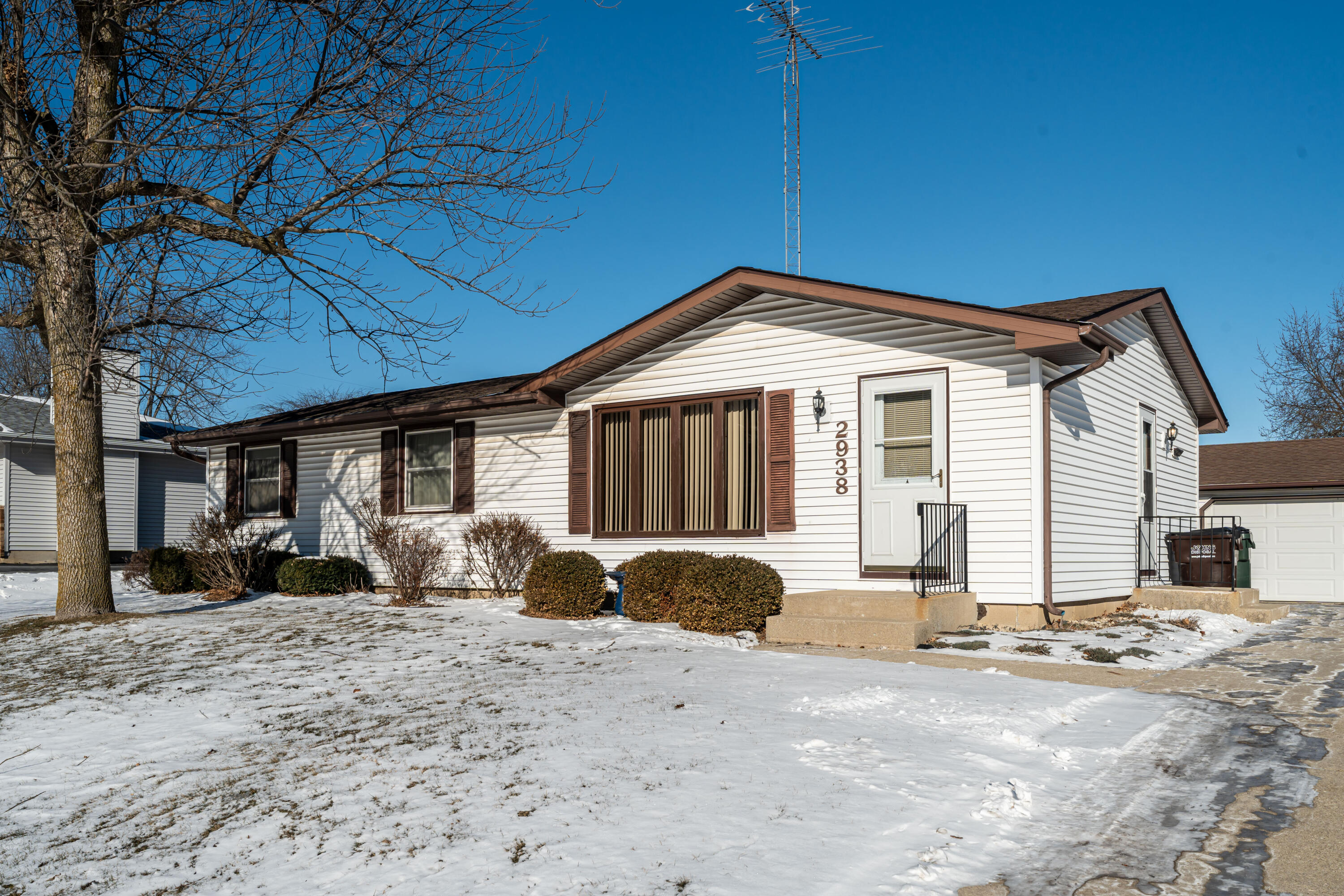 2938 Stonebridge Drive Caledonia, WI 53404 - Photo 38 of 47 Front of House