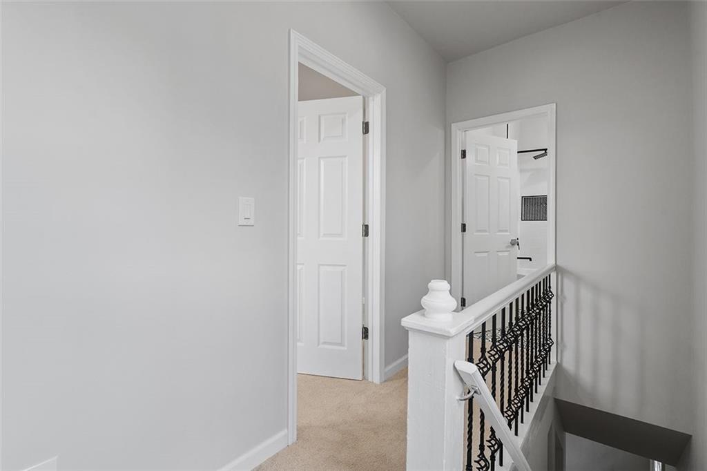 296 Foster Way Pittsburgh, PA 15201 - Photo 17 of 33