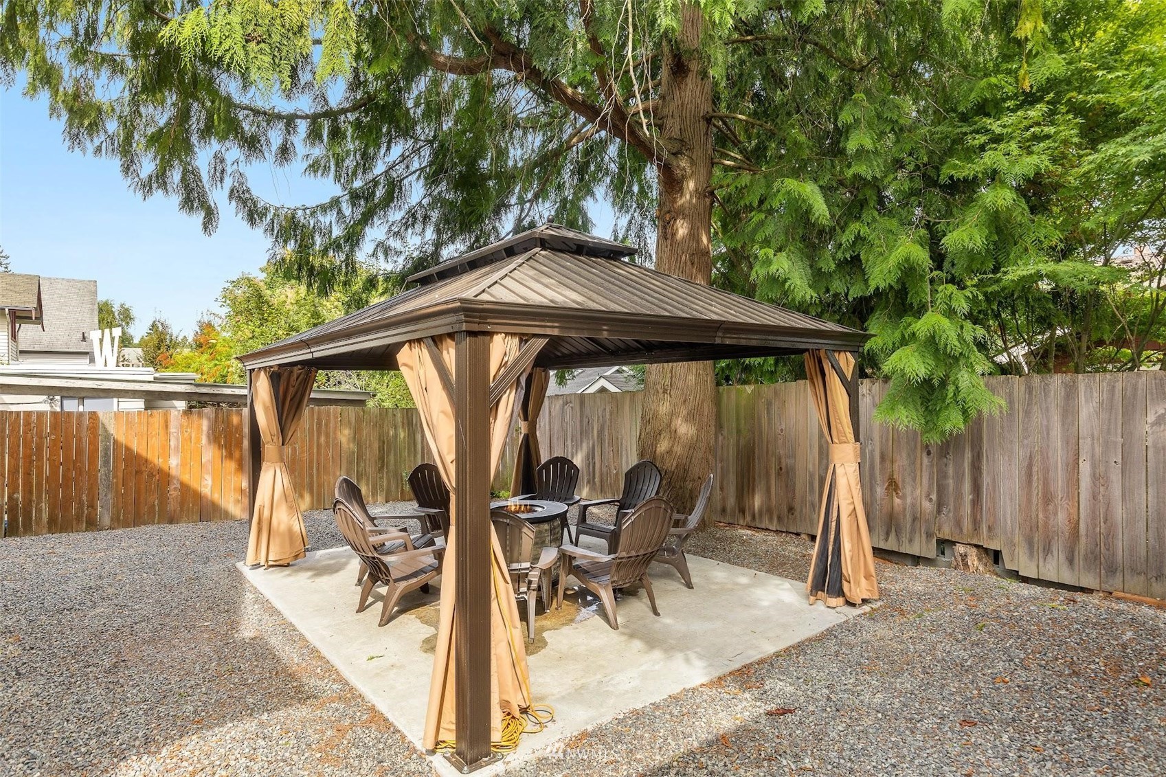 5416 20th Avenue Northeast Seattle, WA 98105 - Photo 19 of 21 an outdoor space with seating