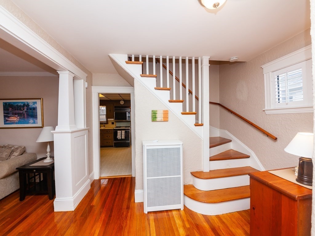10 Bateswell Road Boston, MA 02124 - Photo 4 of 26 Gallery Image 4
