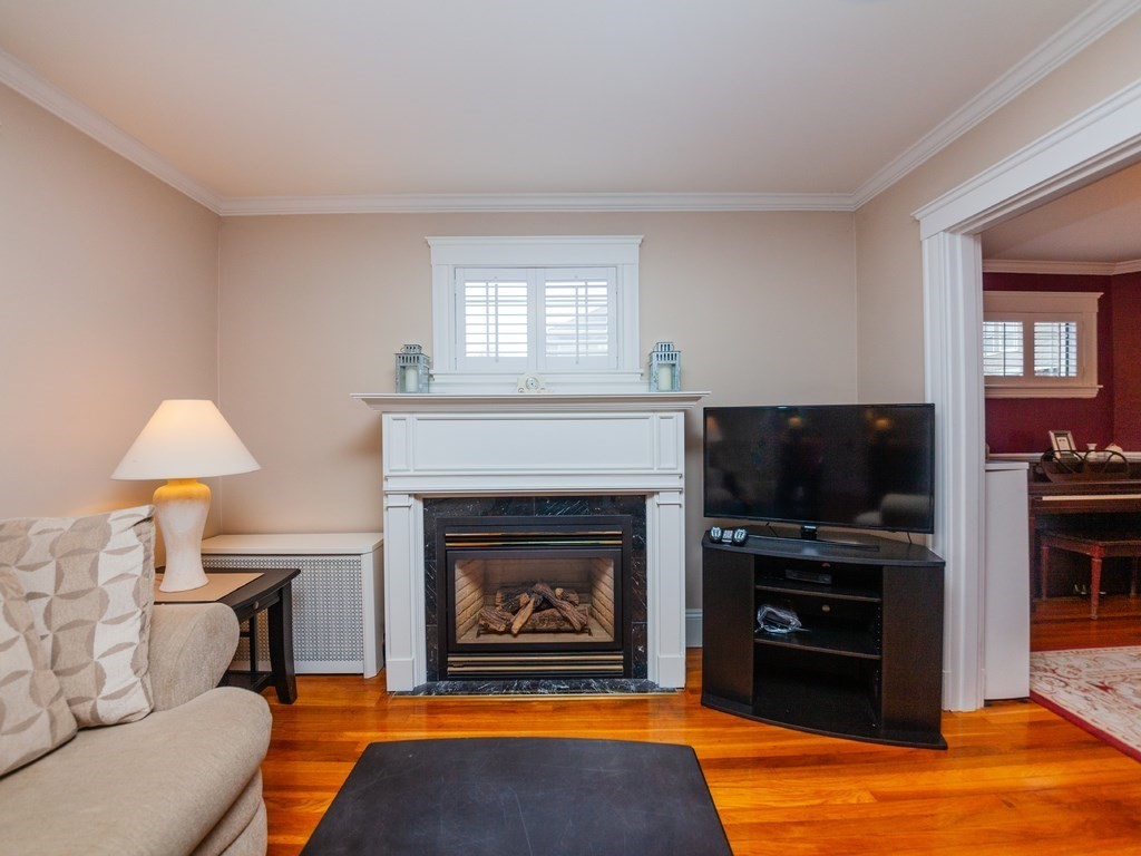 10 Bateswell Road Boston, MA 02124 - Photo 7 of 26 Gallery Image 7