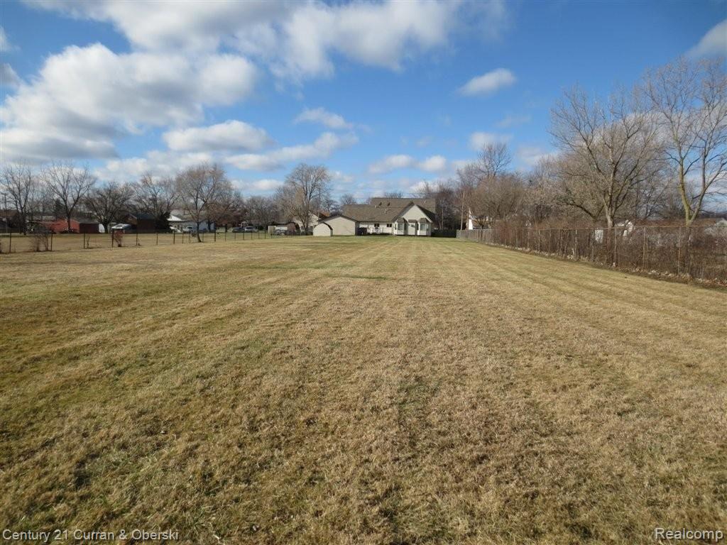 14725 Reeck Road Southgate, MI 48195 - Photo 3 of 25 BACK VIEW