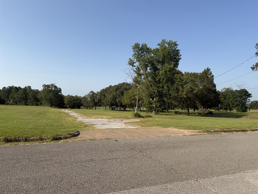 112 Gibson Road Athens, TX 75751 - Photo 4 of 7 Gallery Image 4