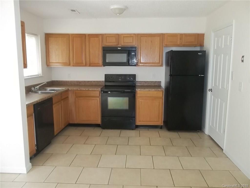 7538 Eastbourne Road Charlotte, NC 28227 - Photo 2 of 7