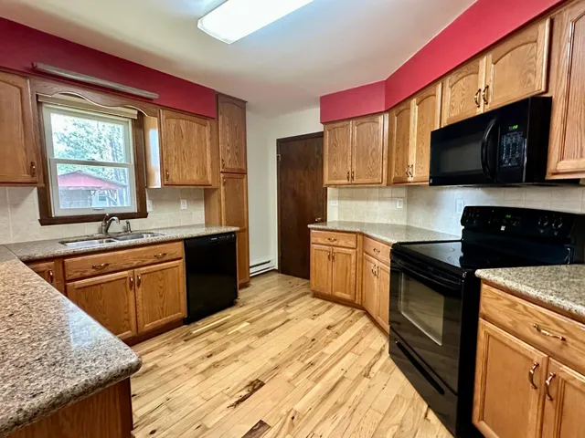 $219,000 | 29 Fir Avenue Northwest, Menahga, MN 56464