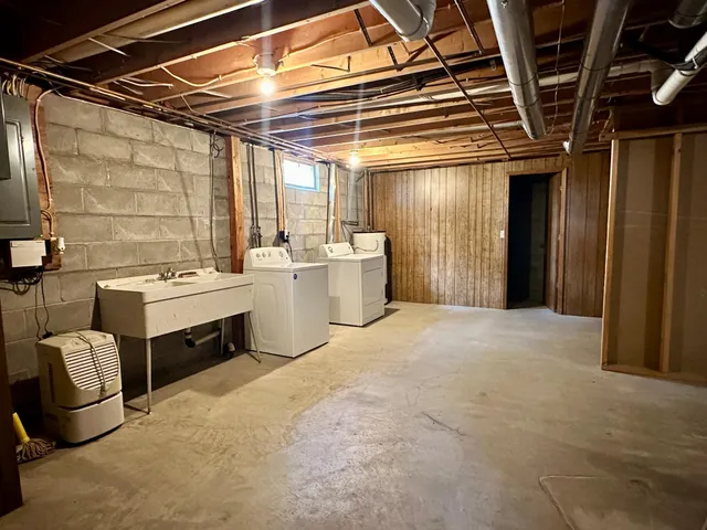 $219,000 | 29 Fir Avenue Northwest, Menahga, MN 56464