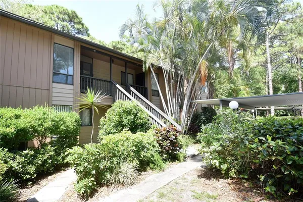 $2,000 | 1712 Glenhouse Drive, Unit GL418, Sarasota, FL 34231