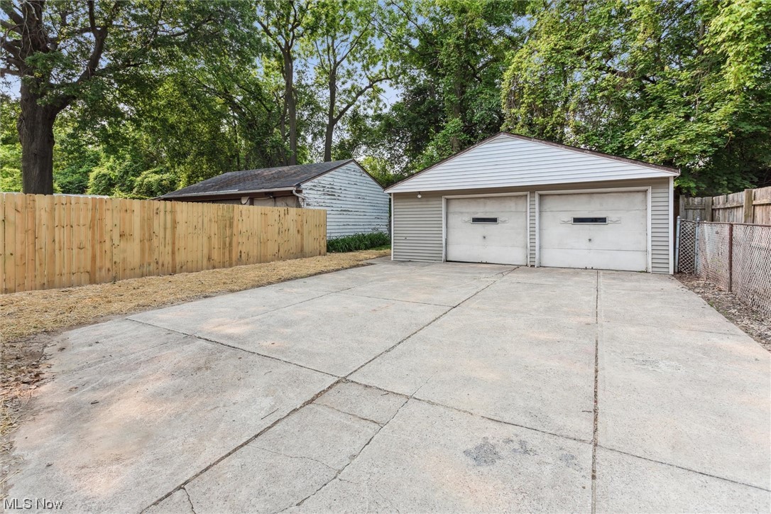 10229 Baltic Road Cleveland, OH 44102 - Photo 34 of 35 Gallery Image 34