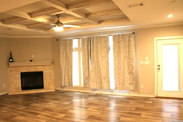 $1,800 | 387 Private Road 1525, Bandera, TX 78003