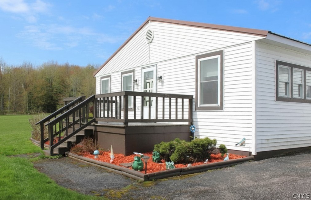 241 Mellon Road Amboy, NY 13493 - Photo 3 of 42