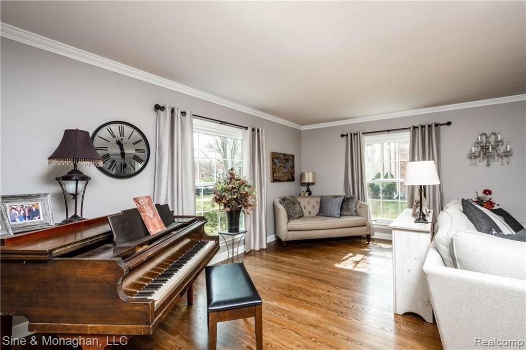179 Stephens Road Grosse Pointe Farms, MI 48236 - Photo 11 of 81