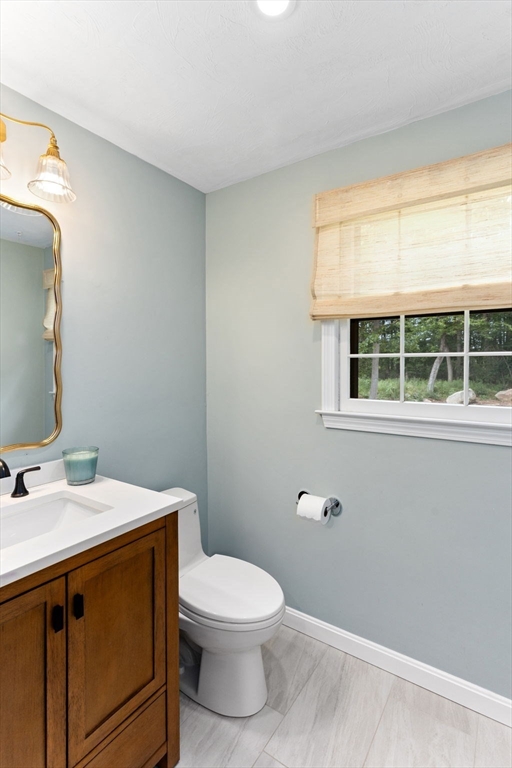 1 Montaup Road Sharon, MA 02067 - Photo 5 of 42