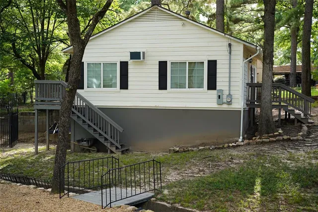 a view of backyard of house