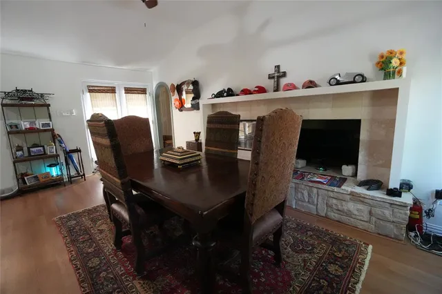 a view of a workspace with furniture