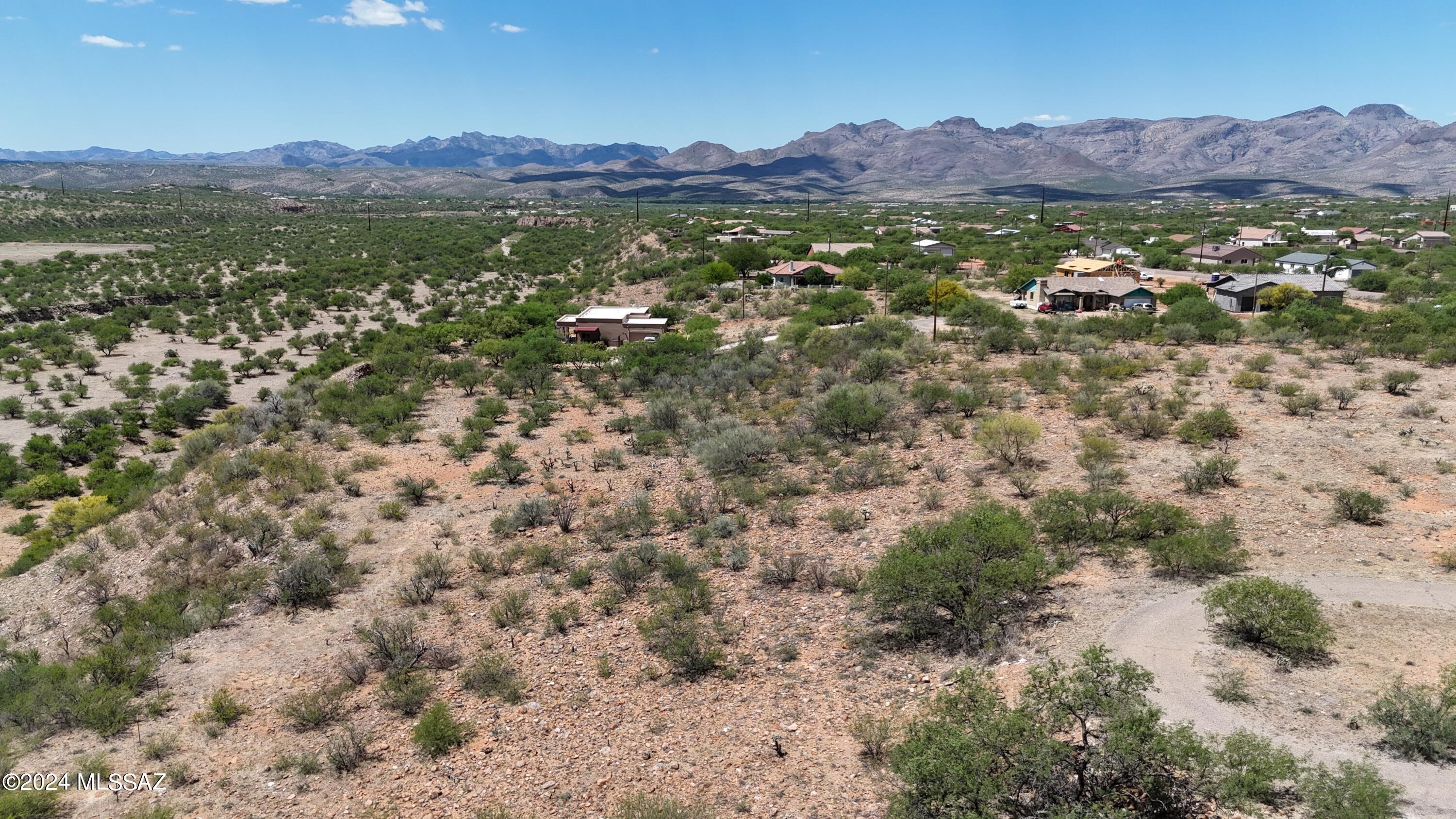 1796 Pillares Court, Unit 35 Rio Rico, AZ 85648 - Photo 4 of 10