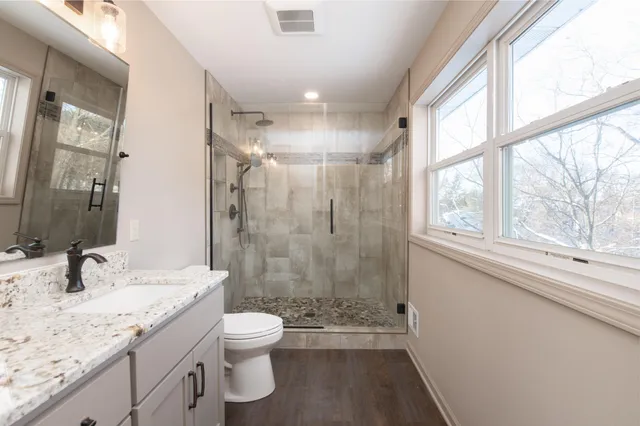 $899,900 | 1815 Bark River Drive, Delafield, WI 53029