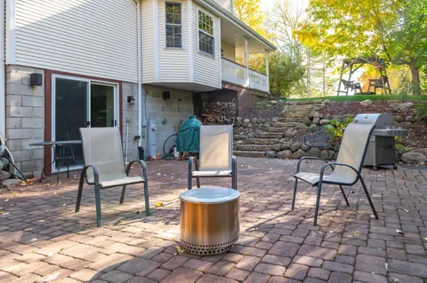 $899,900 | 1815 Bark River Drive, Delafield, WI 53029