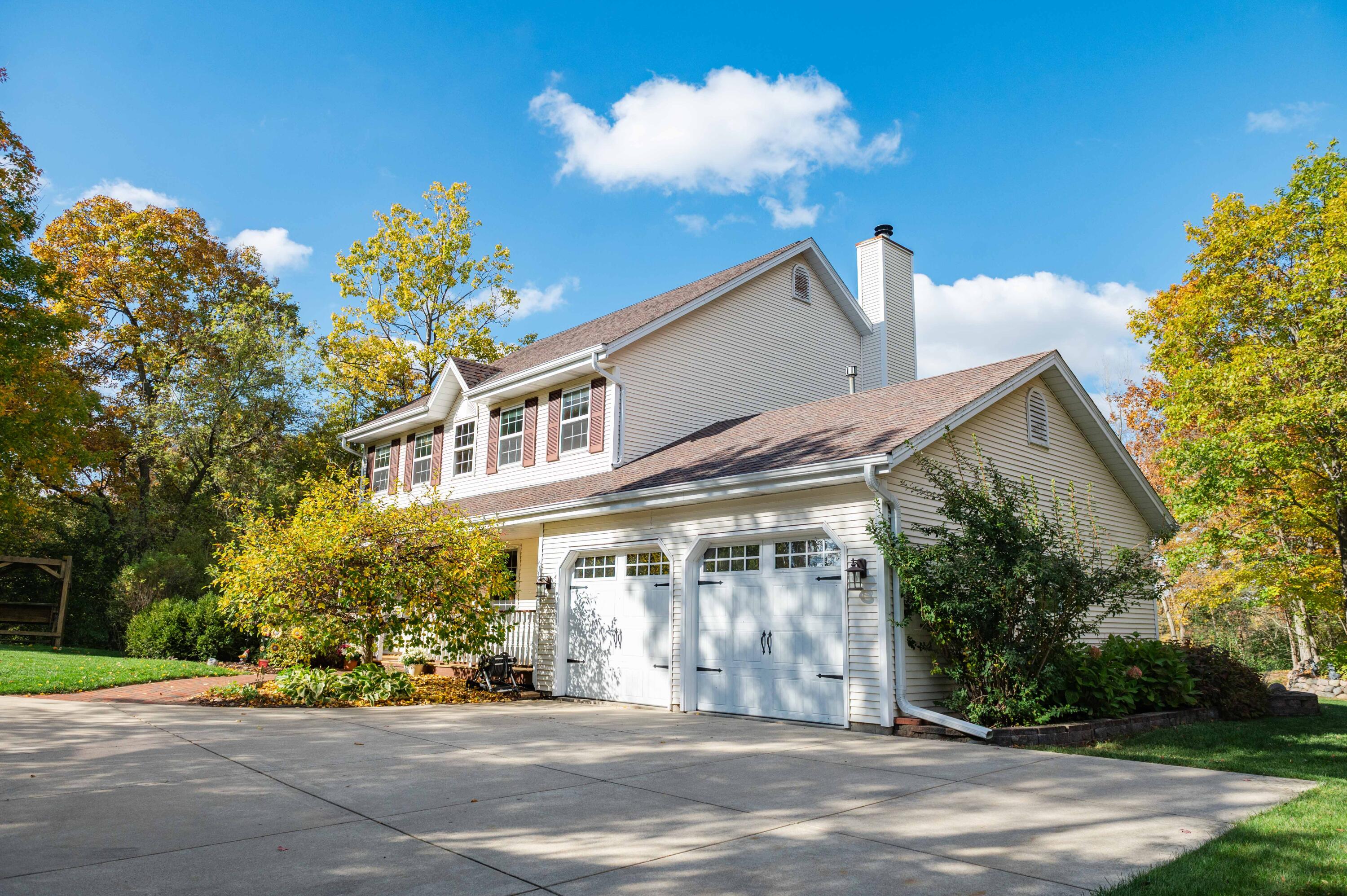 1815 Bark River Drive Delafield, WI 53029 - Photo 33 of 63 BarkRiver-5