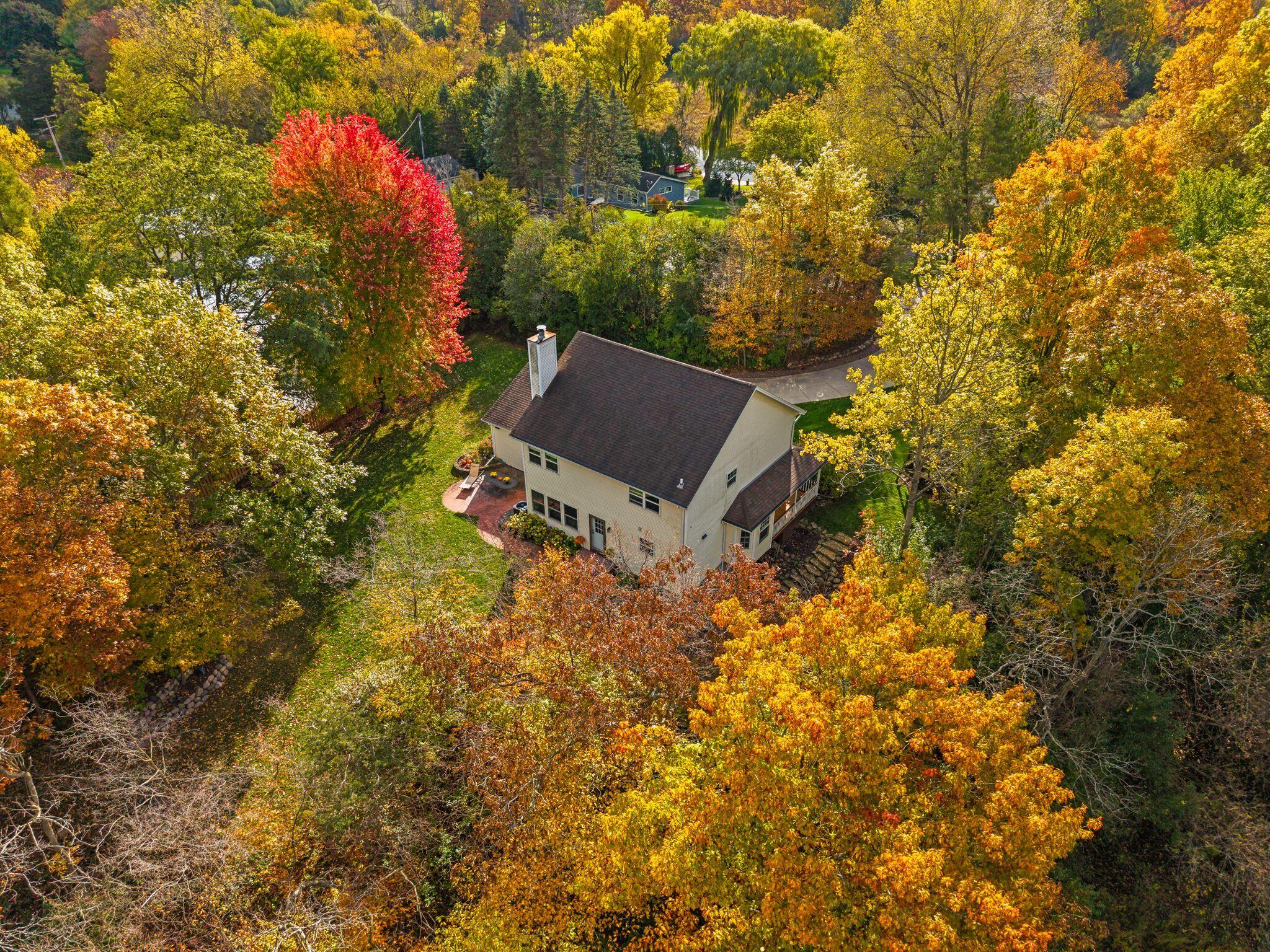 1815 Bark River Drive Delafield, WI 53029 - Photo 50 of 63 1815 Bark River Drive, Hartland - Drone-